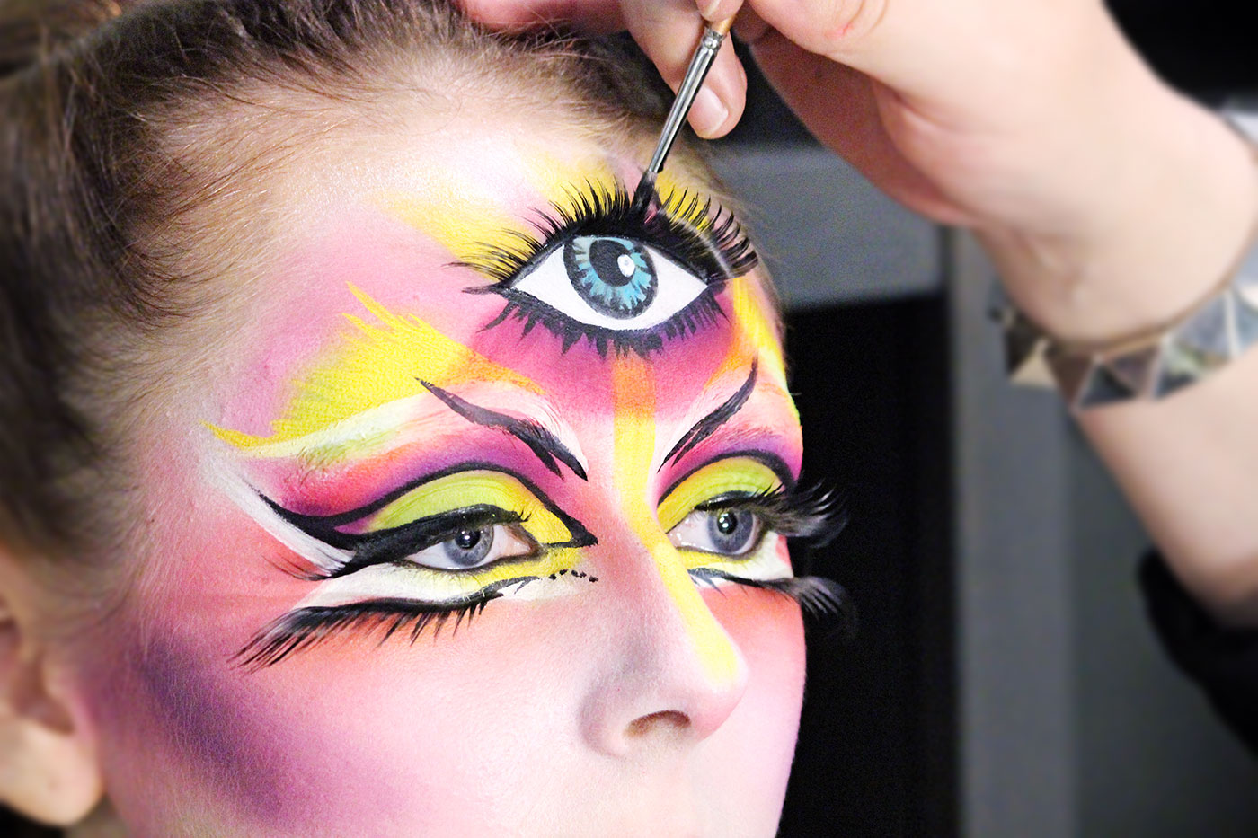top makeup school graduate jenna kuchera third eye