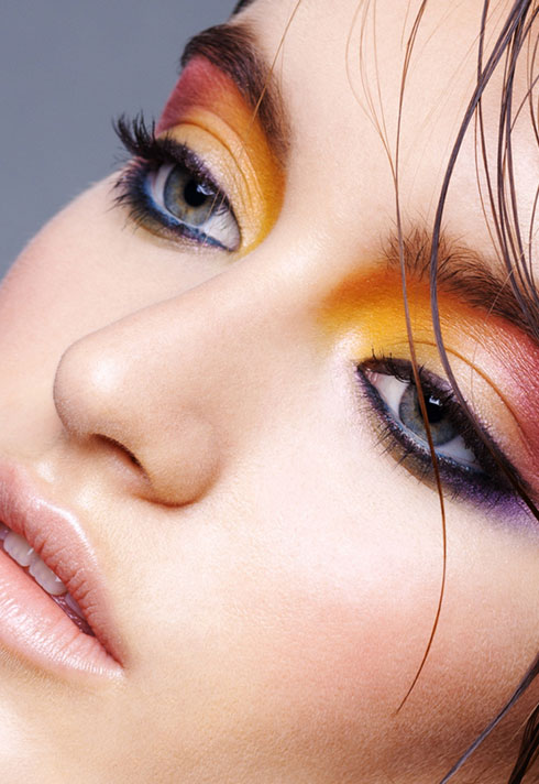 breianna neeser top makeup artist colourful eye makeup macro