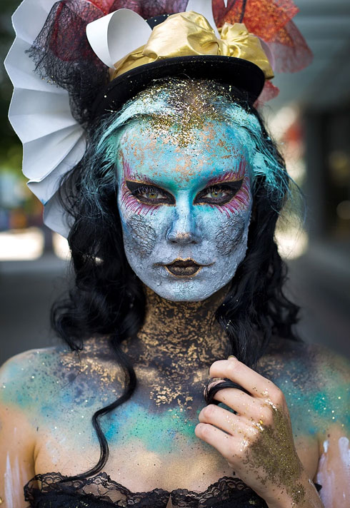 top makeup school graduate eva svobodova fantasy venetian bodypaint