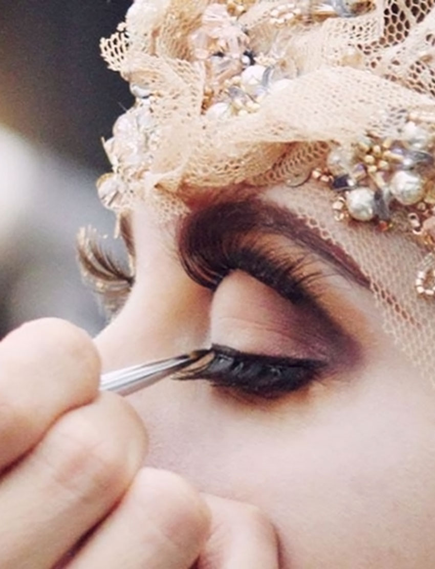 International makeup shop