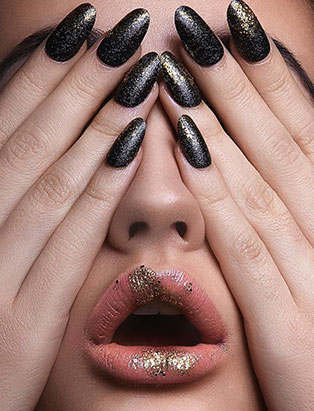 Blanche Macdonald Nail Graduate Stefania Flex Flexes her Nail Prowess at Fashion Weeks