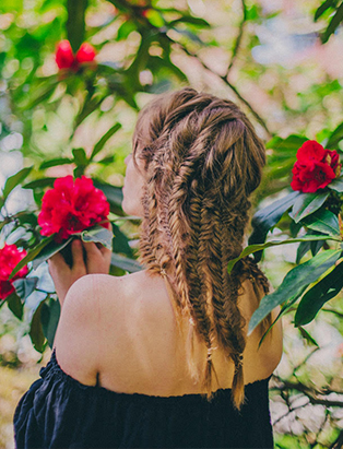 braids hairstyle fishtail garden back of head