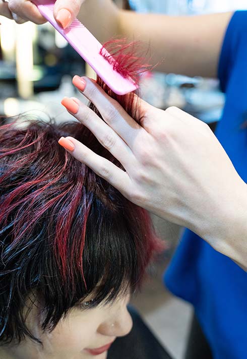 Stacey Paskall, Blanche MacDonald, grad, hairstyling, hairstylist, Avant Garde Salon, client, cut, client, happy, salon