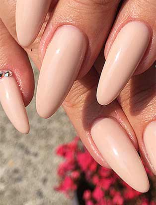 nude nails by Blanche Macdonald Nail Studio graduate Alejandra Ramazzini