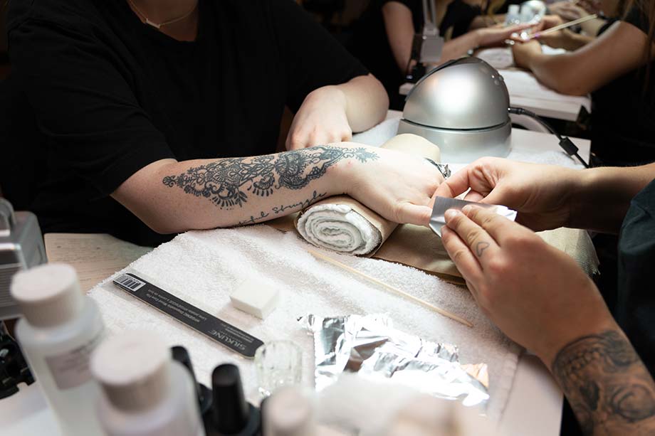 nail technology training in vancouver