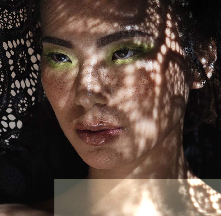 green eye makeup by Blanche Macdonald Graduates The Artistry Collective