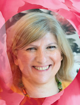 The Art of Inspiration: Graduate-Turned-Director of Esthetics Simona Gozner