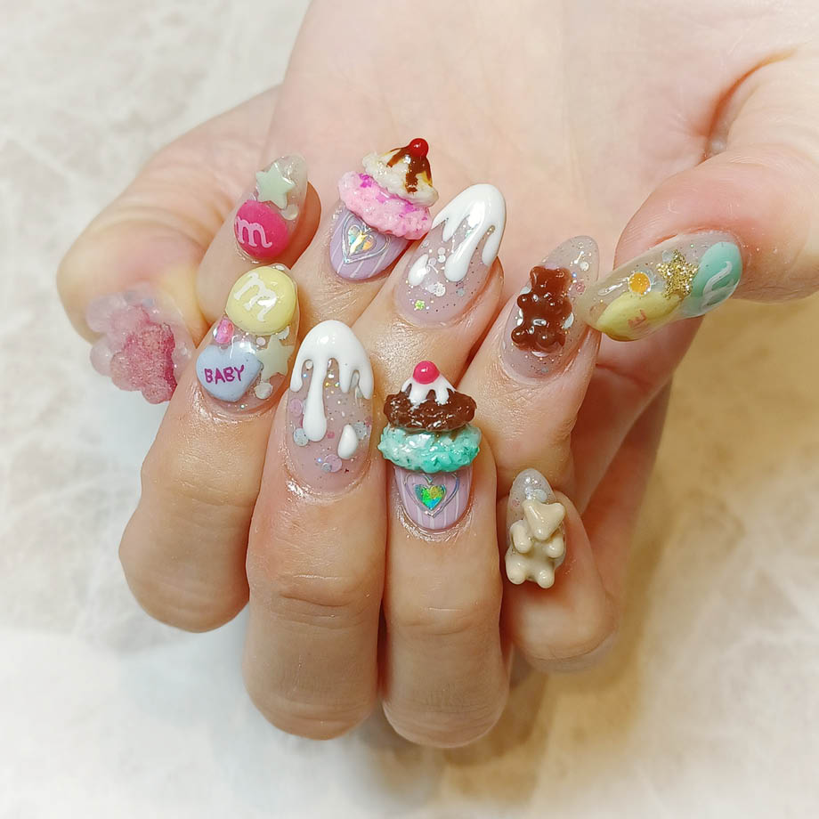 Pastel Candy themed 3D Nail Art, Sundaes, Gummybears, Glitter