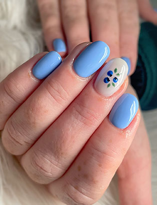 Blue short rounded nail art created by Hailey Bornais Nail Technician