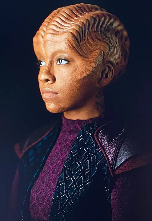 Side picture of Topa from The Orville with prosthetic makeup designed and applied by Todd McIntosh.
